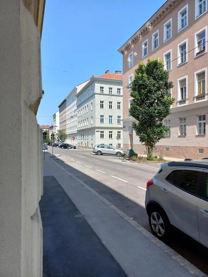 City Apartment Mit Direktzugang Vienna